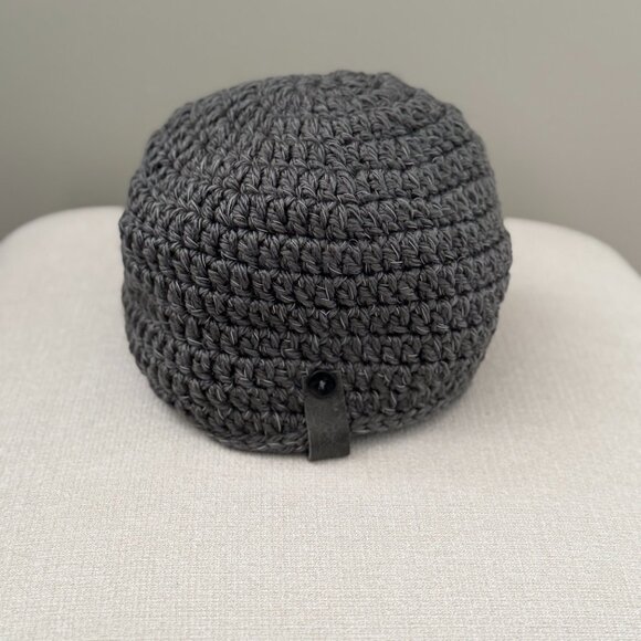 Unisex Reflective Crochet Hat Toque Gray - Picture 6 of 8